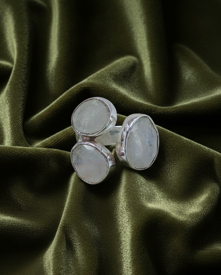 SPOTLIGHT RING