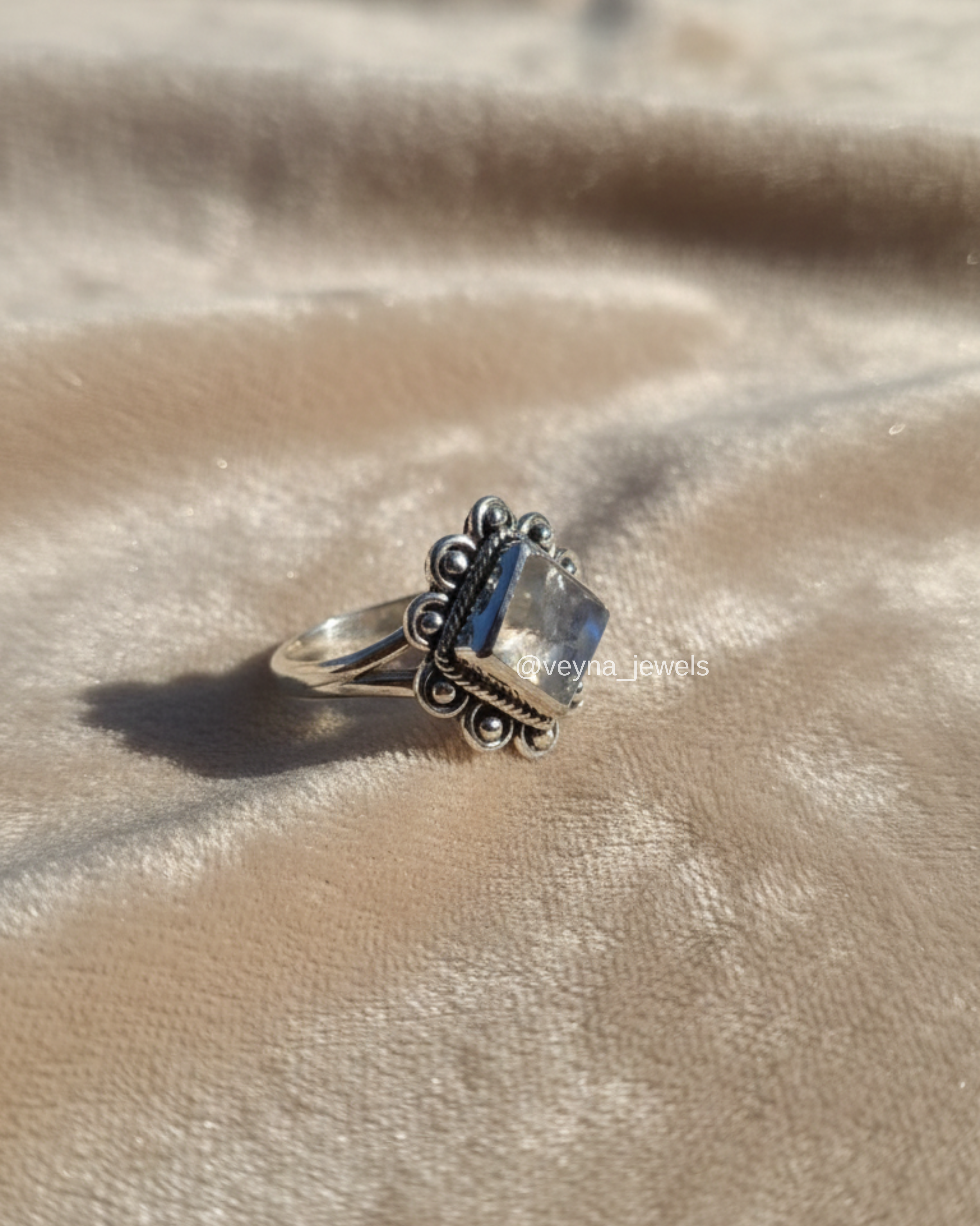 THE DIVINE HOUR RING