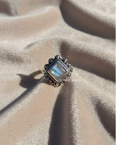 THE DIVINE HOUR RING