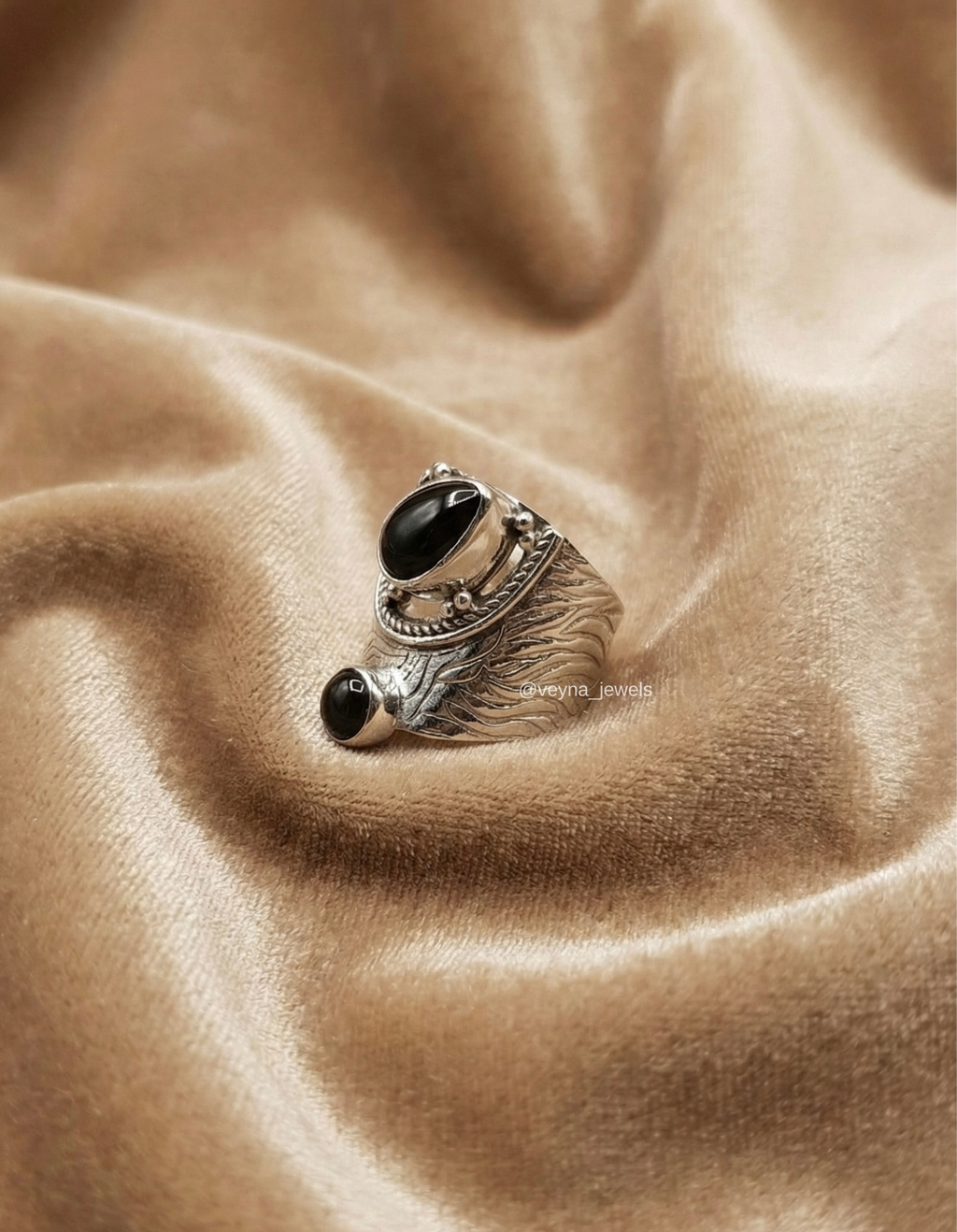 SPOTLIGHT RING