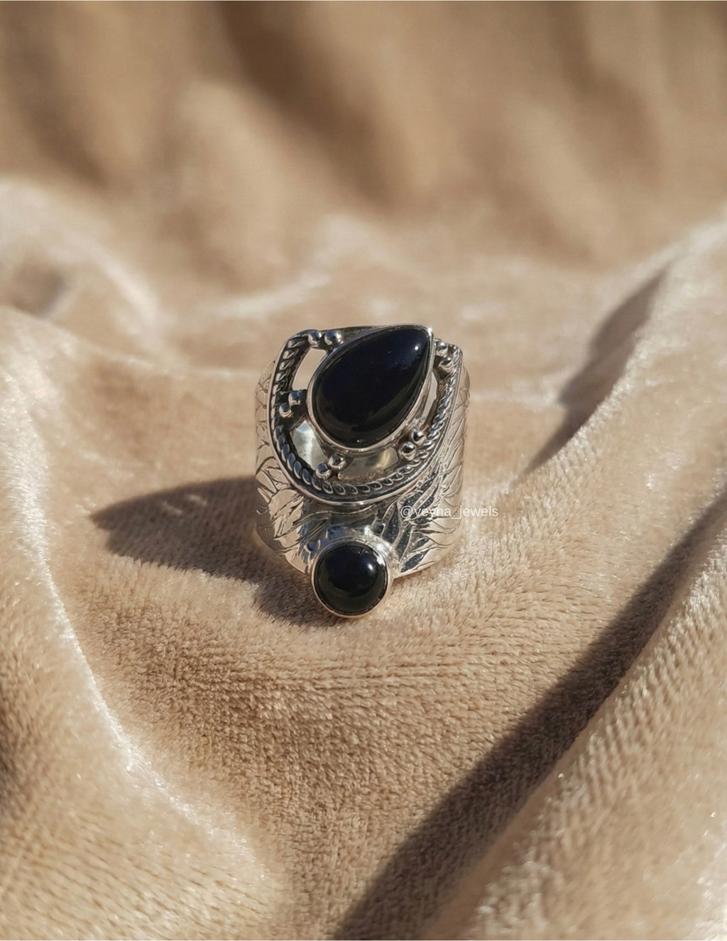 SPOTLIGHT RING