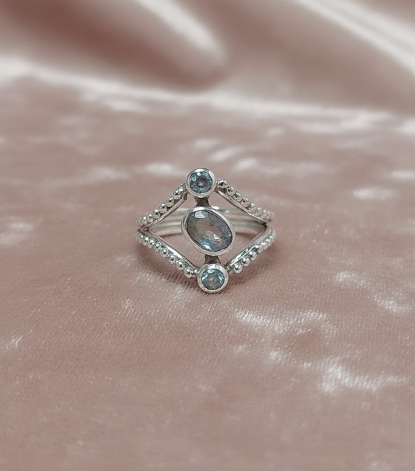 SKYLIGHT RING
