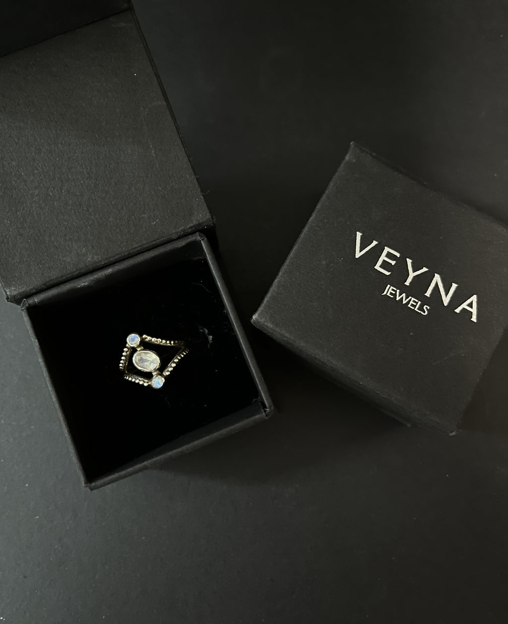 Swan Ring