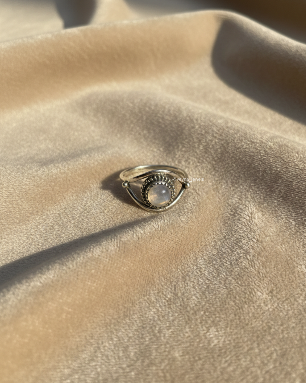 Noon Ring